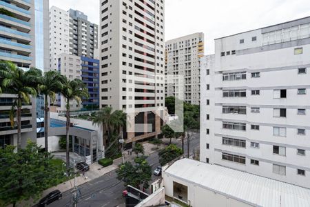 Vista da Sala de apartamento para alugar com 2 quartos, 46m² em Lourdes, Belo Horizonte