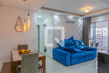 Sala de apartamento à venda com 2 quartos, 69m² em Chácara Seis de Outubro, São Paulo