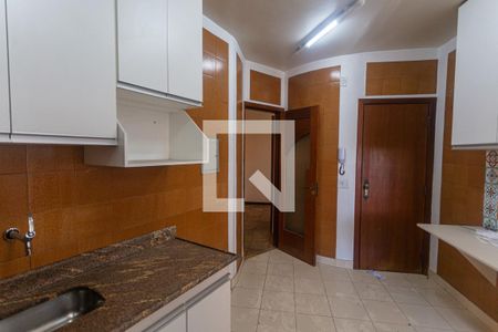 Apartamento à venda com 120m², 2 quartos e 1 vagaCozinha
