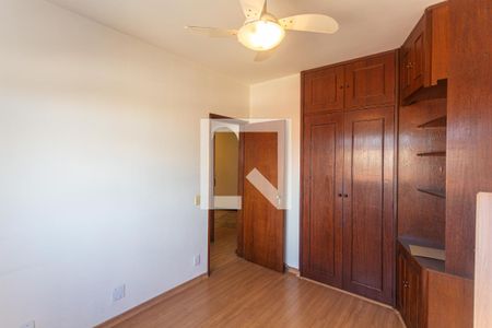 Apartamento à venda com 120m², 2 quartos e 1 vagaQuarto 2