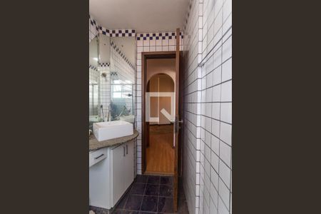 Apartamento à venda com 120m², 2 quartos e 1 vagaBanheiro Social