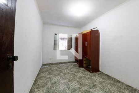 Casa para alugar com 4 quartos, 160m² em Vila Antonieta, São Paulo