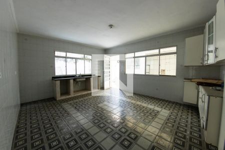 Casa para alugar com 4 quartos, 160m² em Vila Antonieta, São Paulo