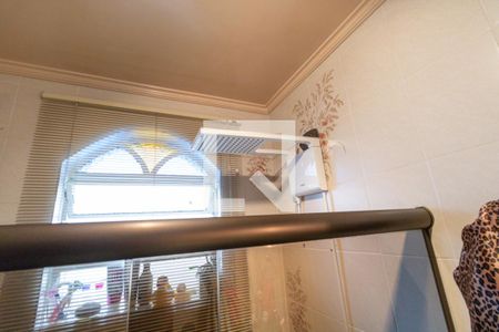 Casa à venda com 230m², 4 quartos e 2 vagas Casa à venda com 230m², 4 quartos e 2 vagasBanheiro Corredor