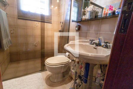 Casa à venda com 230m², 4 quartos e 2 vagas Casa à venda com 230m², 4 quartos e 2 vagasBanheiro da Suíte