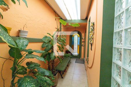 Casa à venda com 230m², 4 quartos e 2 vagas Casa à venda com 230m², 4 quartos e 2 vagasQuintal