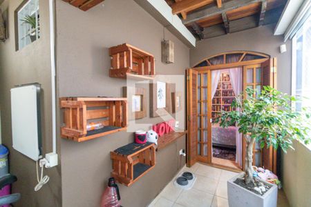 Casa à venda com 230m², 4 quartos e 2 vagas Casa à venda com 230m², 4 quartos e 2 vagasVaranda Quarto 3