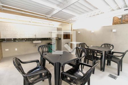 Apartamento à venda com 60m², 2 quartos e 1 vaga Apartamento à venda com 60m², 2 quartos e 1 vagaÁrea comum - Churrasqueira