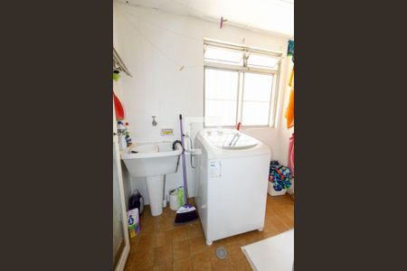 Apartamento à venda com 60m², 2 quartos e 1 vaga Apartamento à venda com 60m², 2 quartos e 1 vagaLavanderia