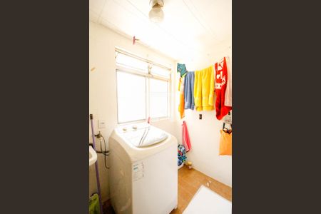 Apartamento à venda com 60m², 2 quartos e 1 vaga Apartamento à venda com 60m², 2 quartos e 1 vagaLavanderia