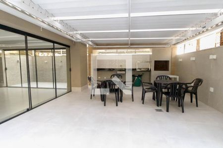 Apartamento à venda com 60m², 2 quartos e 1 vaga Apartamento à venda com 60m², 2 quartos e 1 vagaÁrea comum - Churrasqueira