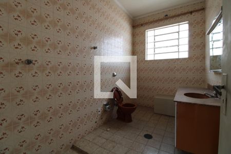 Casa à venda com 128m², 3 quartos e 2 vagasBanheiro 2