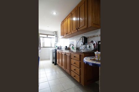 Apartamento à venda com 122m², 3 quartos e 2 vagas Apartamento à venda com 122m², 3 quartos e 2 vagasCozinha