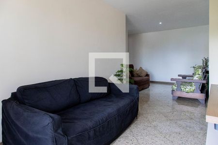 Apartamento à venda com 122m², 3 quartos e 2 vagas Apartamento à venda com 122m², 3 quartos e 2 vagasSala