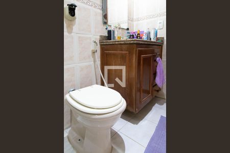 Apartamento à venda com 122m², 3 quartos e 2 vagas Apartamento à venda com 122m², 3 quartos e 2 vagasBanheiro da suíte