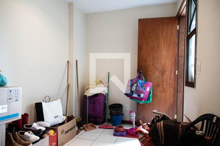 Apartamento à venda com 122m², 3 quartos e 2 vagas Apartamento à venda com 122m², 3 quartos e 2 vagasQuarto de serviço