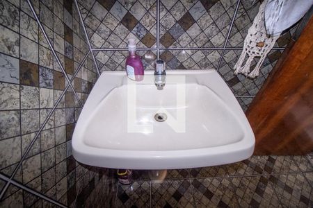 Casa à venda com 299m², 3 quartos e 3 vagasBanheiro 2