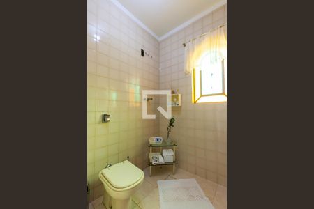 Casa à venda com 312m², 4 quartos e 4 vagas Casa à venda com 312m², 4 quartos e 4 vagasLavabo