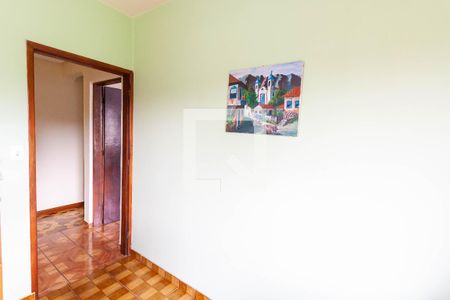 Casa à venda com 312m², 4 quartos e 4 vagas Casa à venda com 312m², 4 quartos e 4 vagasQuarto de Serviço