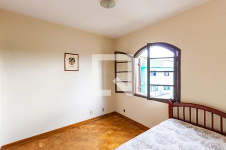 Casa à venda com 312m², 4 quartos e 4 vagas Casa à venda com 312m², 4 quartos e 4 vagasSuíte 3