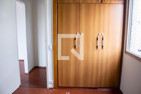 Quarto 1 de apartamento para alugar com 1 quarto, 45m² em Vila Guarani (z Sul), São Paulo