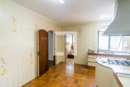 Casa à venda com 376m², 3 quartos e 3 vagasCozinha