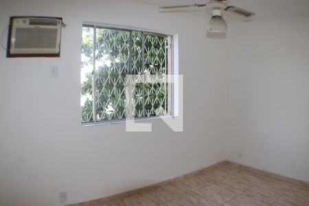 Quarto 1 de apartamento à venda com 2 quartos, 55m² em Taquara, Rio de Janeiro