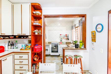 Casa para alugar com 180m², 3 quartos e 2 vagasCozinha