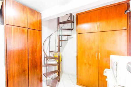 Casa para alugar com 180m², 3 quartos e 2 vagasQuarto de serviço 