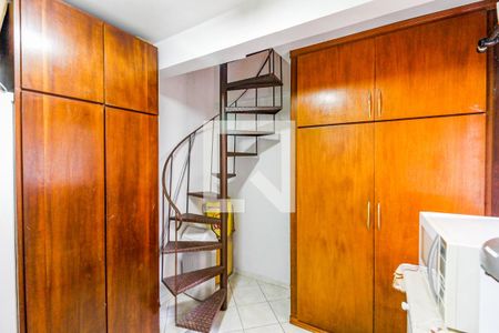 Casa para alugar com 180m², 3 quartos e 2 vagasQuarto de serviço 