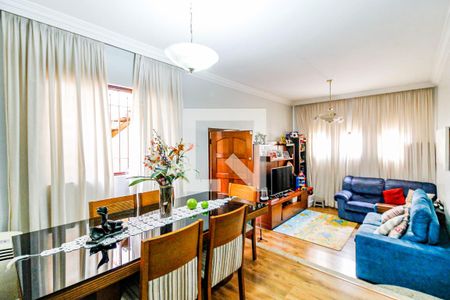Sala de casa para alugar com 3 quartos, 180m² em Jardim Casablanca, São Paulo