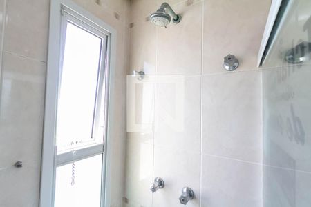 Apartamento à venda com 82m², 3 quartos e 2 vagasBanheiro da suíte