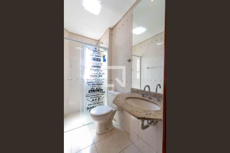 Apartamento à venda com 82m², 3 quartos e 2 vagasBanheiro da suíte