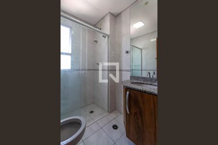 Apartamento à venda com 82m², 3 quartos e 2 vagasBanheiro social