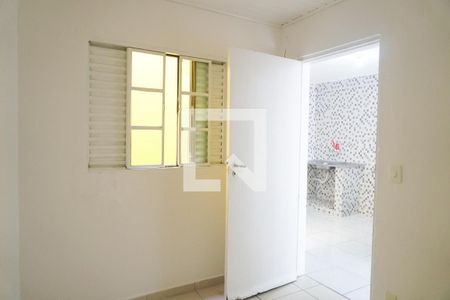 Quarto 2 de casa para alugar com 2 quartos, 70m² em Jardim Santa Maria, São Paulo