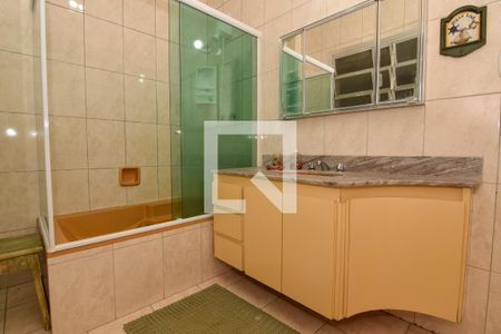 Apartamento para alugar com 205m², 3 quartos e 1 vagaBanheiro da Suíte