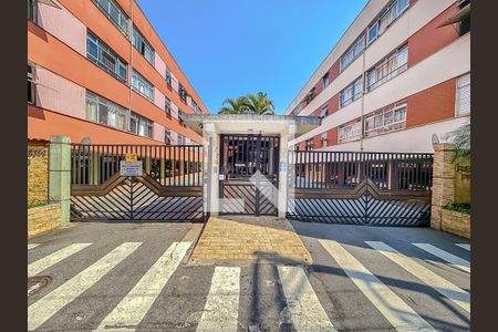 Apartamento para alugar com 78m², 2 quartos e 2 vagas Apartamento para alugar com 78m², 2 quartos e 2 vagasFachada