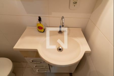 Banheiro de apartamento para alugar com 1 quarto, 50m² em Maracanã, Rio de Janeiro