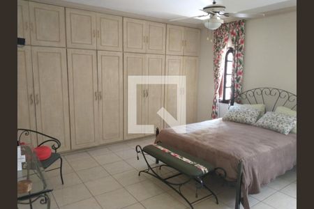 Casa para alugar com 4 quartos, 300m² em Cambuci, São Paulo