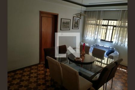 Casa para alugar com 4 quartos, 300m² em Cambuci, São Paulo