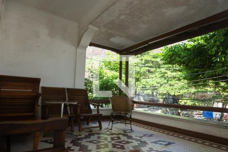 Casa à venda com 550m², 4 quartos e 4 vagasvaranda