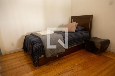 Casa à venda com 550m², 4 quartos e 4 vagasQuarto 2