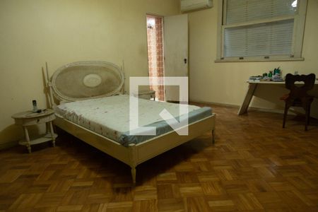 Casa à venda com 550m², 4 quartos e 4 vagasQuarto 1