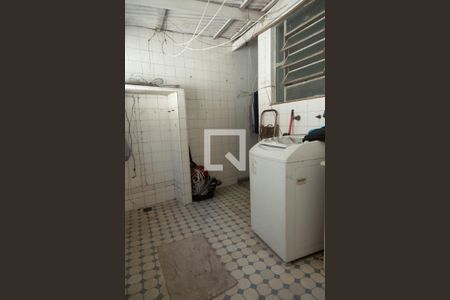 Casa à venda com 550m², 4 quartos e 4 vagasÁrea de Serviço