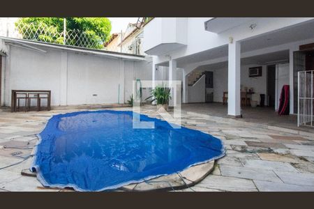 Casa para alugar com 372m², 5 quartos e 2 vagasPiscina