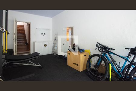 Casa para alugar com 372m², 5 quartos e 2 vagasAcademia