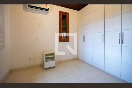 Casa para alugar com 372m², 5 quartos e 2 vagasquarto 1 suite