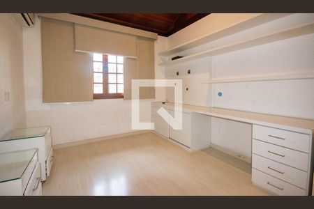 Casa para alugar com 372m², 5 quartos e 2 vagasQuarto 2 - Suíte