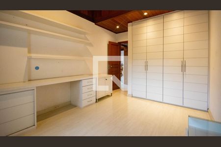 Casa para alugar com 372m², 5 quartos e 2 vagasQuarto 2 - Suíte