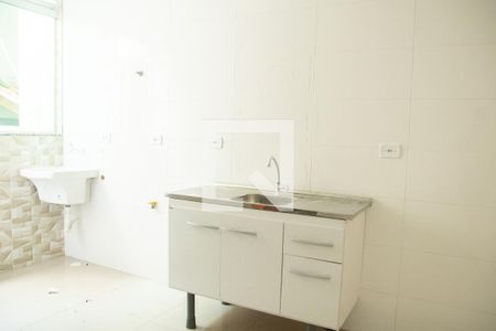 Sala, Cozinha e Área de Serviço de apartamento para alugar com 1 quarto, 35m² em Vila Mazzei, São Paulo